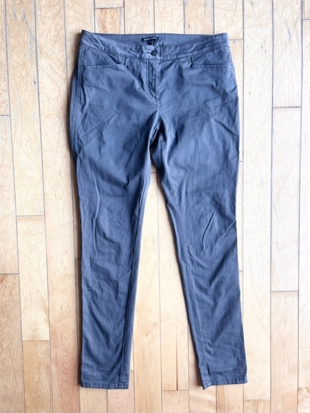 Eileen Fisher Slim Fit Soft Grey Minimalist Made In Portugal Pants Size 8